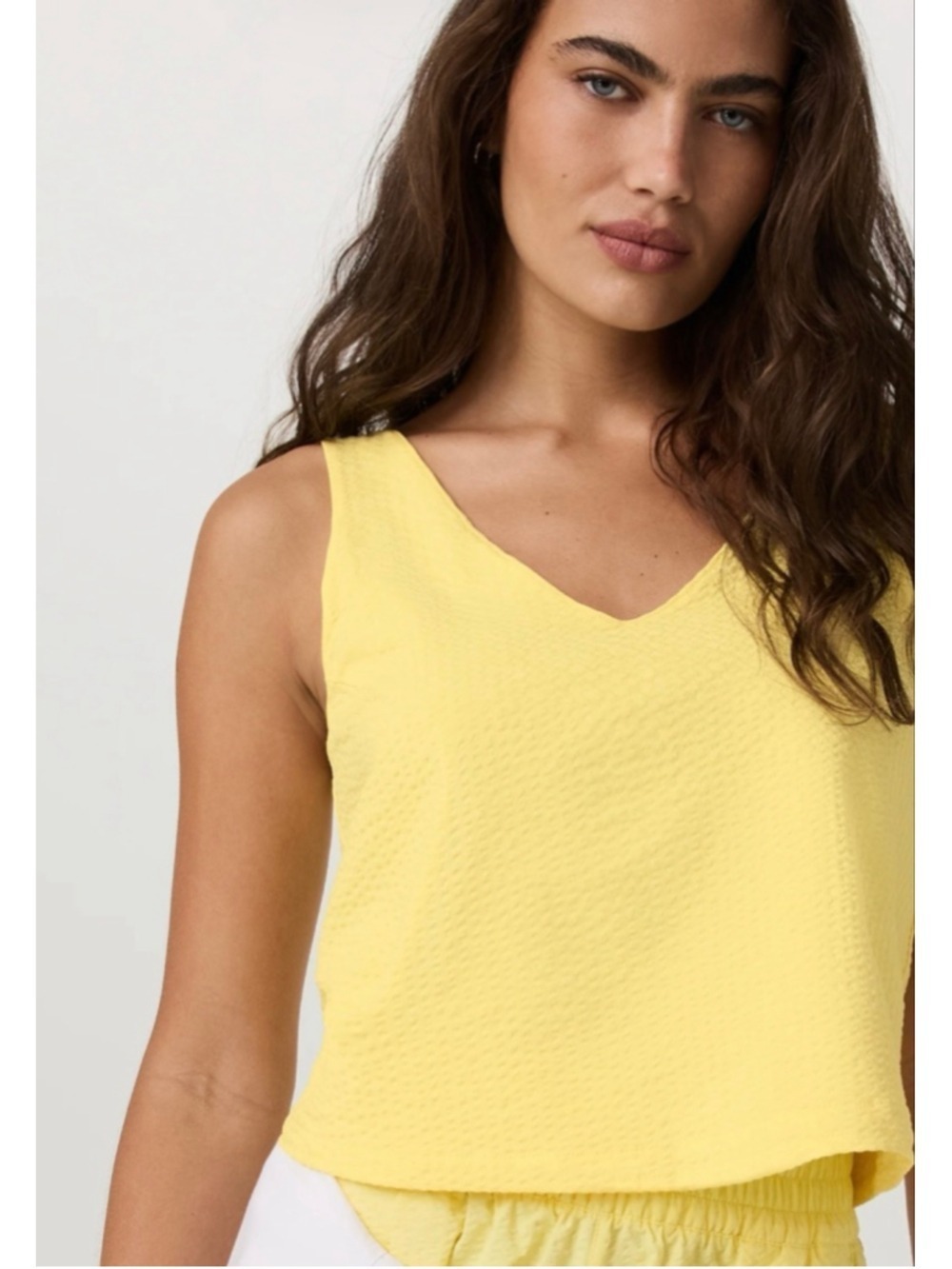 NWT Vuori Villa Textured Crop Tank in Sunlight Yellow, Large